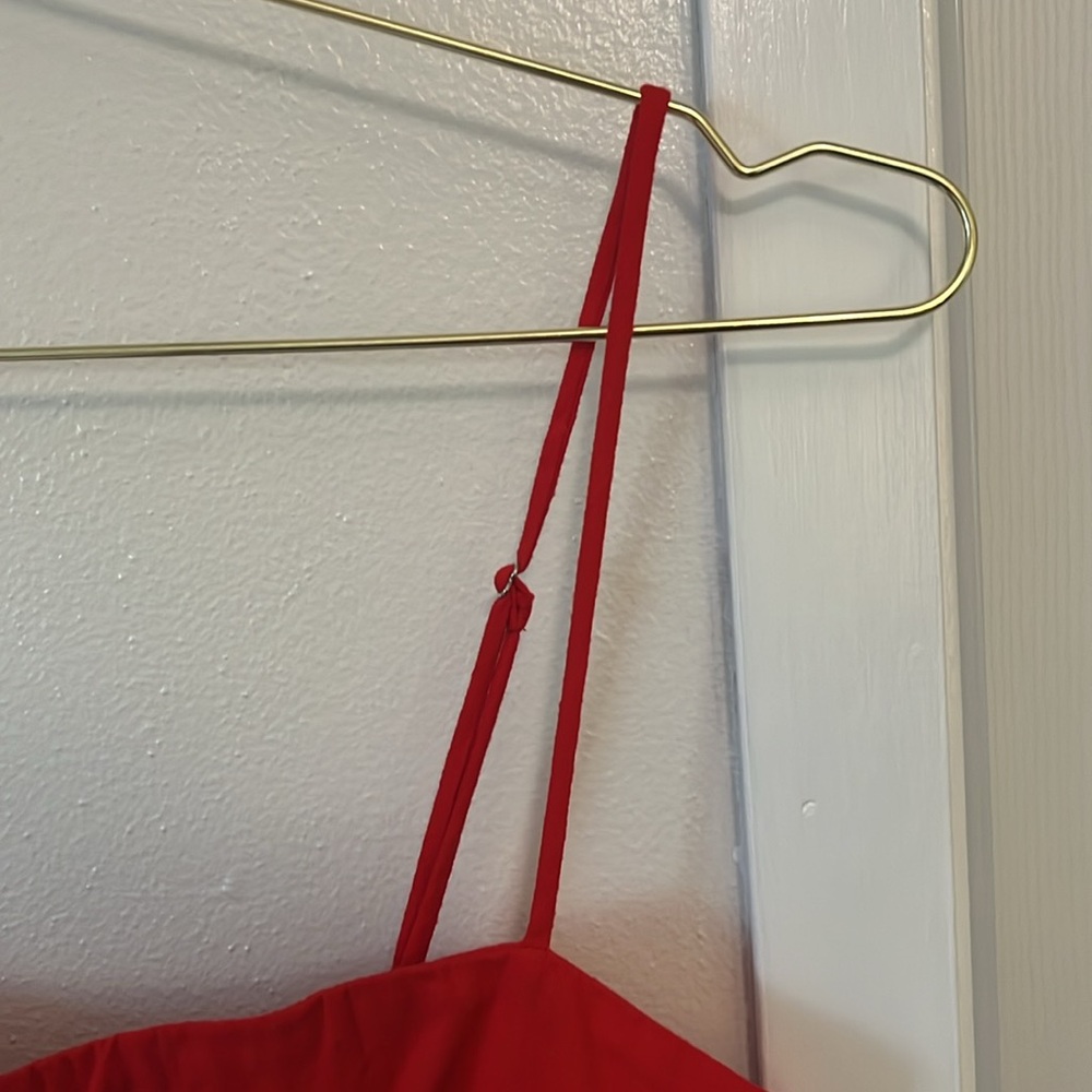 Astr The Label Jumpsuit. Color: Red Size: Medium - image 2